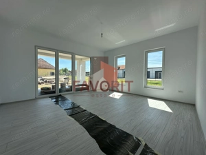 Duplex | Parter + Etaj | Toate utilitatile | Curte generoasa | Sacalaz - imagine 3