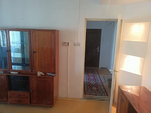 Închiriez apartament cu trei camere decomandat în Turda  - imagine 9