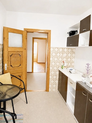 Apartament spațios 3 camere, 78 mp, central Drăgășani   zonă Rusidava - imagine 7