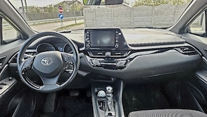 Vând Toyota C-HR, benzină, 2019, 37.500 km - imagine 3
