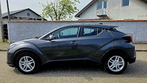 Vând Toyota C-HR, benzină, 2019, 37.500 km - imagine 4