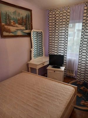 Închiriez apartament 3 camere Rogerius - imagine 5