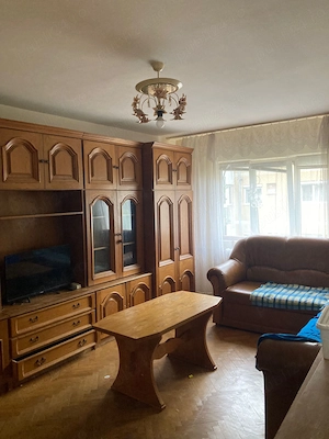 Închiriez apartament 3 camere Rogerius - imagine 2
