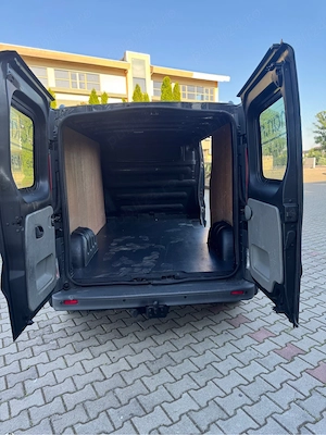 Opel Vivaro Maxi  - imagine 4