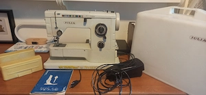 Mașină de cusut electrică Iulia funcțională 