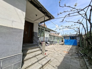 Casa spatioasa + garsoniera,gradina si garaj  - imagine 2
