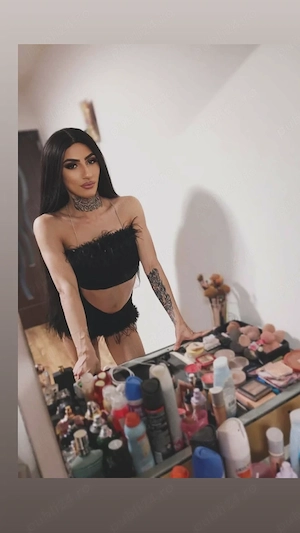 Dominatoare și în același timp sexy  - imagine 3