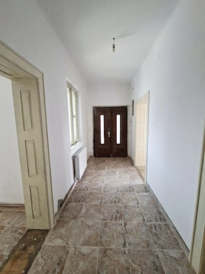 Casa spatioasa + garsoniera,gradina si garaj  - imagine 6