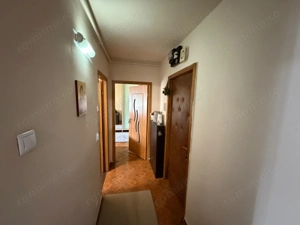 Apartament 2 camere, decomandat - zona Cetate - imagine 9