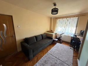 Apartament 2 camere, decomandat - zona Cetate - imagine 10