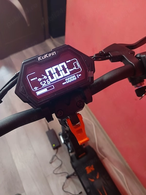 Vând trotinetă electrică Kukirin G2 master - imagine 2