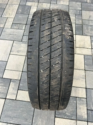 Vand anvelope de vara