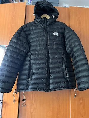 Geacă The North Face noua + Geacă softshell pentru trekking noua + Echipament SKY