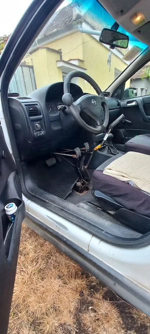 Opel Astra  G, 1.4 benzina, cutie automata, modificat pt.persoane cu handicap locomotori la Oradea - imagine 9