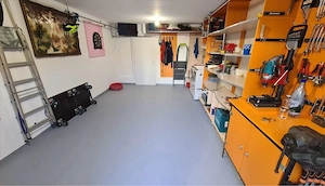se vinde apartament cu 2 camere si garaj cu pivnita - imagine 3