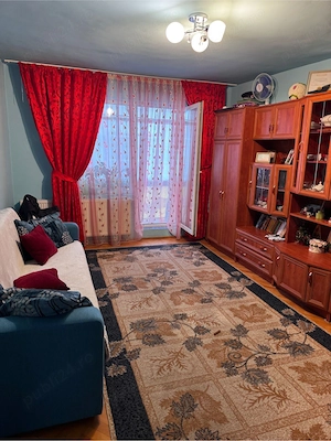 se vinde apartament cu 2 camere si garaj cu pivnita - imagine 4
