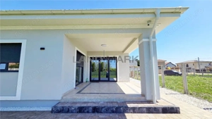 CASA INDIVIDUALA PE PARTER CU GARAJ DUMBRAVITA ZONA ION CREANGA - imagine 18