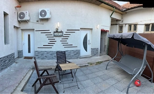 chirie ultracentral Oradea la curte comuna  - imagine 7