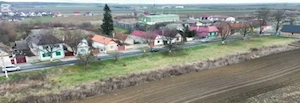 inchiriez teren 1900 mp la drum județean hălchiu  - imagine 4