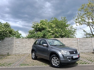 Suzuki Grand Vitara 4x4 - imagine 4