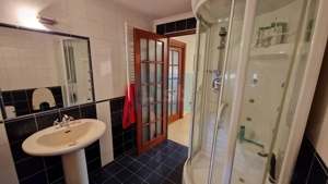 Casă/Pensiune de vanzare cu piscina interioara, Fizira, Comision 0% - imagine 9