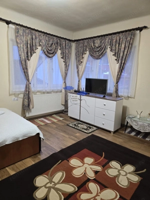 Garsoniera spatioasa la casa – zona Racadau