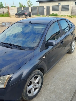 Ford focus 1.6 benzina (GPL) - imagine 2