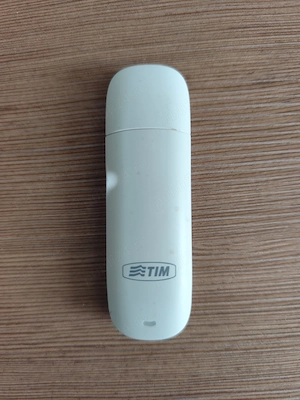 Vand stick 3G internet usb Huawei E173 decodat unlocked