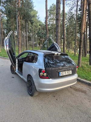 honda civic an 2001 motor 1.4 benzină taxe și fiscal pe loc  - imagine 4