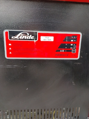 Statie de încărcare motostivuitor 40V  80Ah Linde