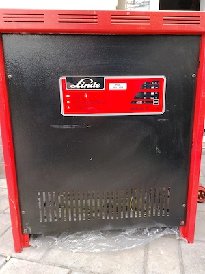 Statie de încărcare motostivuitor 40V  80Ah Linde - imagine 5