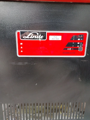 Statie de încărcare motostivuitor 40V  80Ah Linde - imagine 4