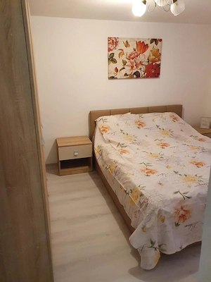 AV688 Casa la curte comuna, 4 camere, Dorobanti - imagine 6