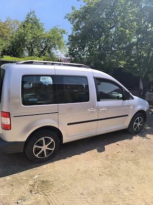Vw Caddy benzina 1.6 - imagine 2