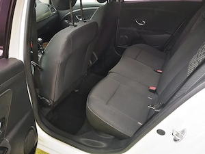 Renault Megane 1,5 dci 110 cp-Euro5-An 2013-Navigatie + camera - 6 viteze - imagine 8