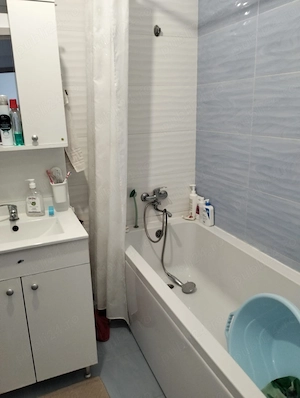Vând apartament 2 camere Titan - imagine 9
