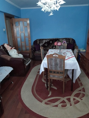 Vând apartament 
