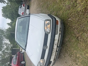Vând Golf 3 