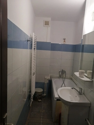 Proprietar ofer spre închiriere un apartament cu 1 camera zona Orizont mobilat si utilat complet - imagine 5