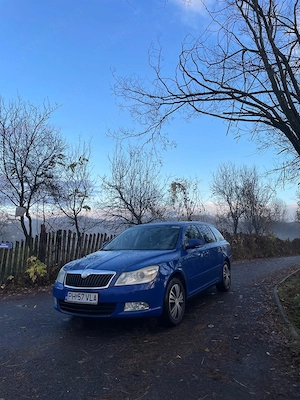 Skoda Octavia II (2010) - imagine 3