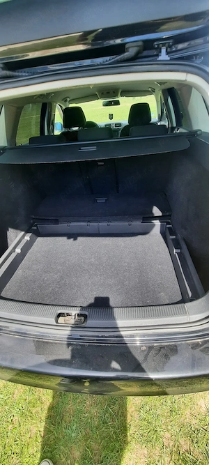 Vand Golf 6 2010 2.0D kilometri reali 3700  ușor negociabil - imagine 5