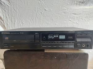 Pioneer PD-201 CD Player