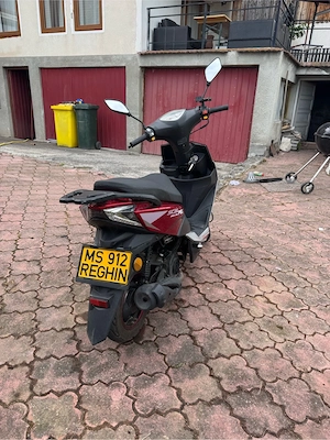 Scuter Moped YIBEN 50cc (An 2022)   Euro 5, Toate actele la zi (CIV, CoC), Stare Bună - imagine 3