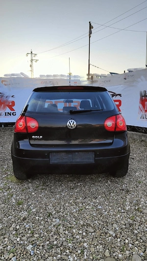 Golf 5 1.4 benzina mpi Tour - imagine 3