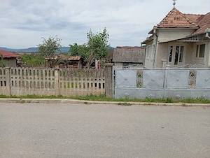 Casă de vânzare 