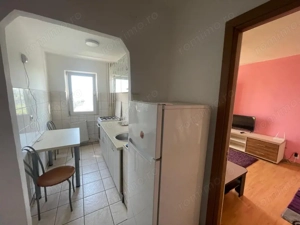 Apartament cu 2 camere, pretabil regim hotelier, Craiovita, zona Niela - imagine 5