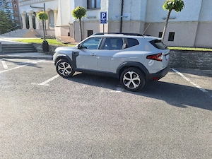 Dacia Duster Ful Hibrid - imagine 9