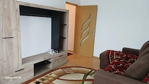 Inchiriez ap 2 camere