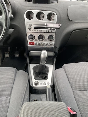 Vand-schimb Alfa Romeo 156 2.0 JTS - investitii recente, aspect foarte bun pentru varsta ei - imagine 9