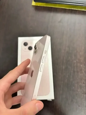 Iphone 13  roz
